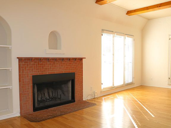 5th image of 4441 Matilija Ave