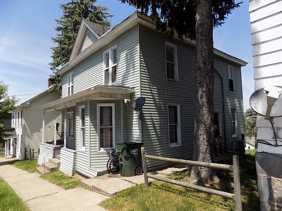 1st image of 175 E Main St #2