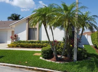 9721 Sunny Isles Cir, Boca Raton, FL 33428