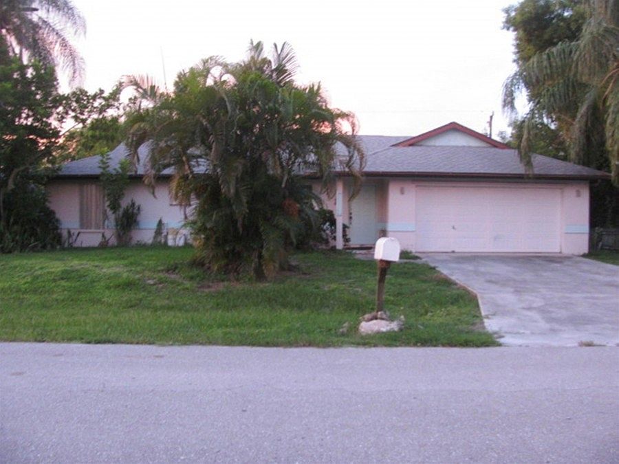 1st image of 8437 Coral Dr