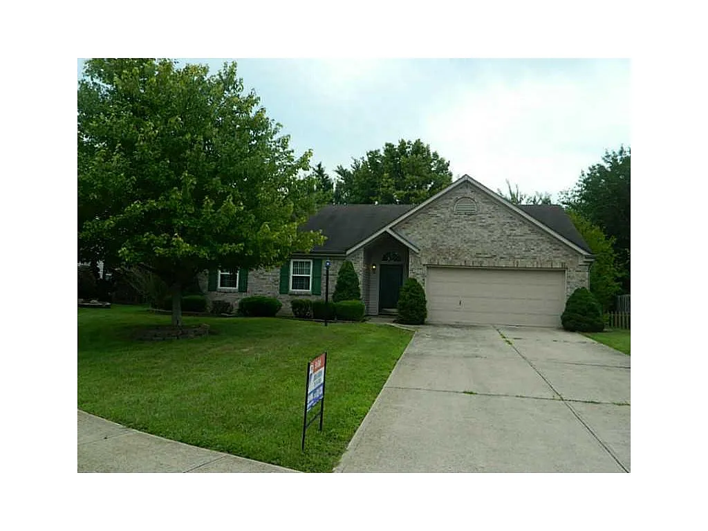 12645 Pine Grove Ct photo 1