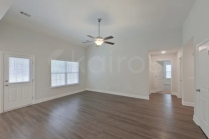 106 Western Red Cedar Dr — Photo 8