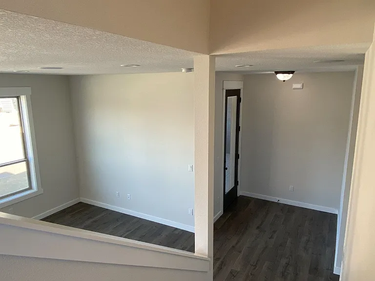 112 Southshore Ave — Photo 22