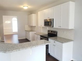 4201 Nathaniel Glen Ct, Matthews, NC 28105