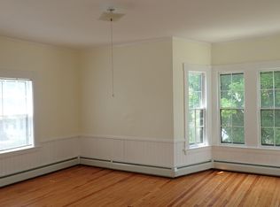 51 4th St, Dover, NH 03820