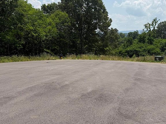 3rd image of 2897 Norcross Rd