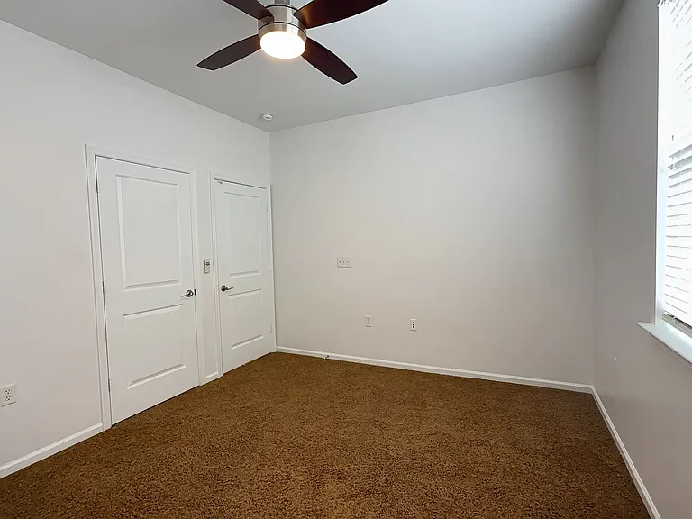 662 Lacy Oak Dr — Photo 11