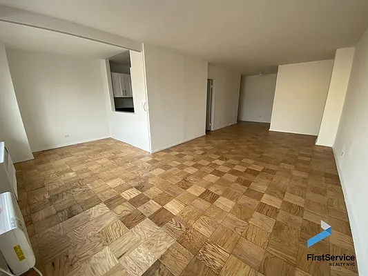 Rented by FirstService Realty (legacy) | media 3