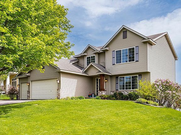 4th image of 915 Barnes Lake Dr