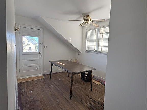 5th image of 46 Humboldt Ave