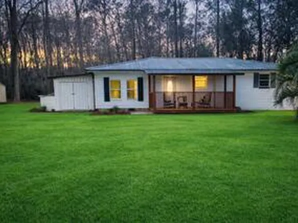 1760 Baggette Rd, Manning, SC 29102