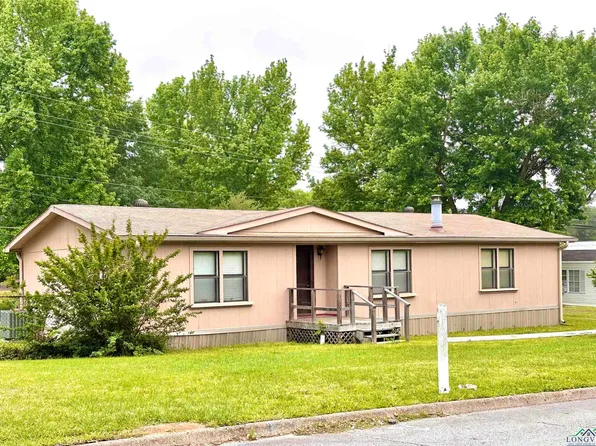 202 Hillside Ln, Longview, TX 75605