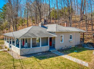 85 Water St, Elizabethtown, NY 12932