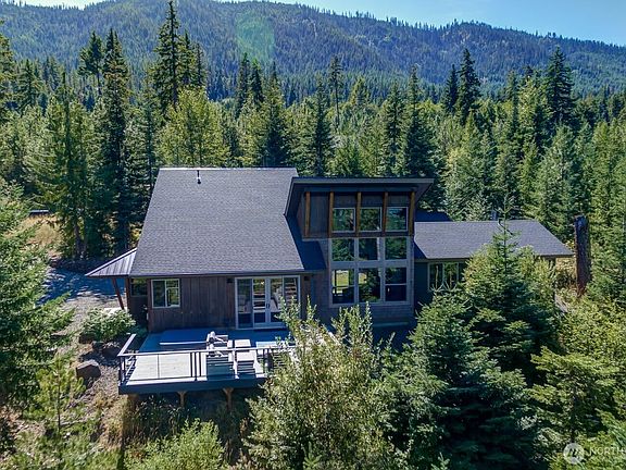 3rd image of 240 Snow Ridge Drive