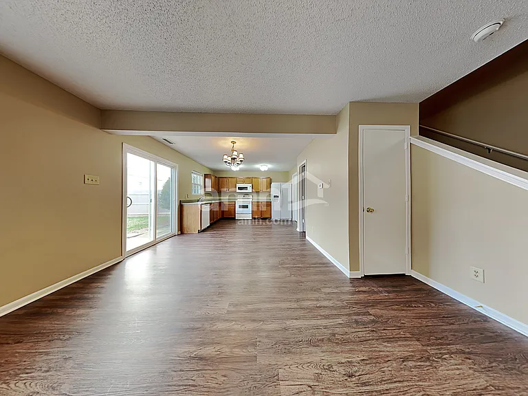 786 Hickory Pine Dr — Photo 5