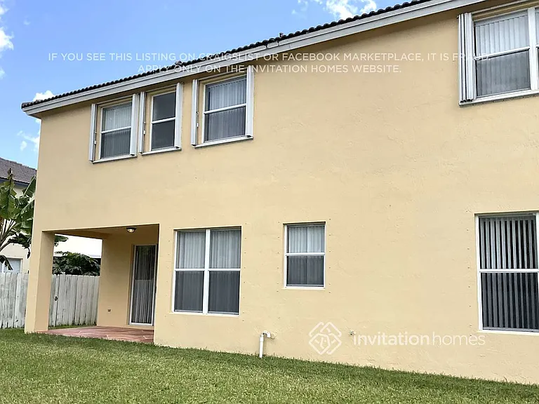 14284 SW 159th Pl — Photo 17