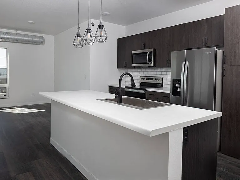 The Landing at 1001 NP — Photo 30