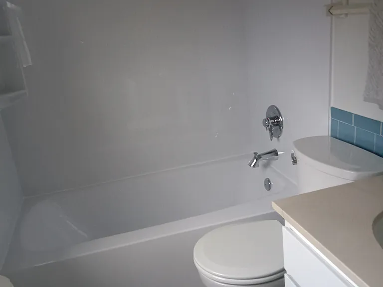 105 Jamestown Dr #105C — Photo 2
