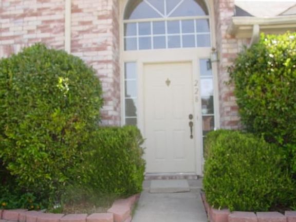 2nd image of 228 Rosewood Ln