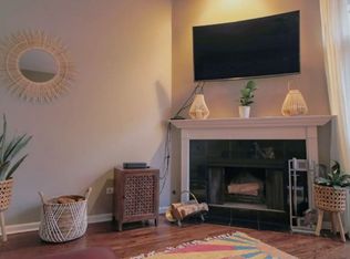 745 N Wood St, Chicago, IL 60622