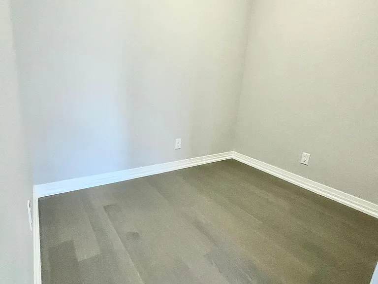 3285 Carding Mill Trl #301 — Photo 7