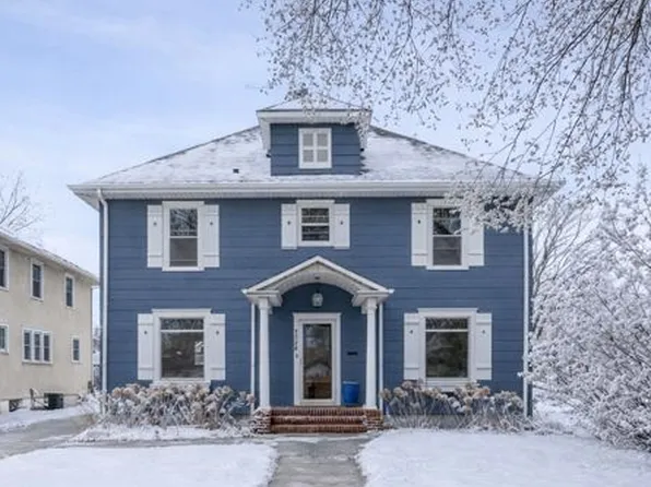 1524 5th Ave S, Fargo, ND 58103