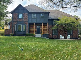 12000 Aberdeen Rd, Leawood, KS 66209