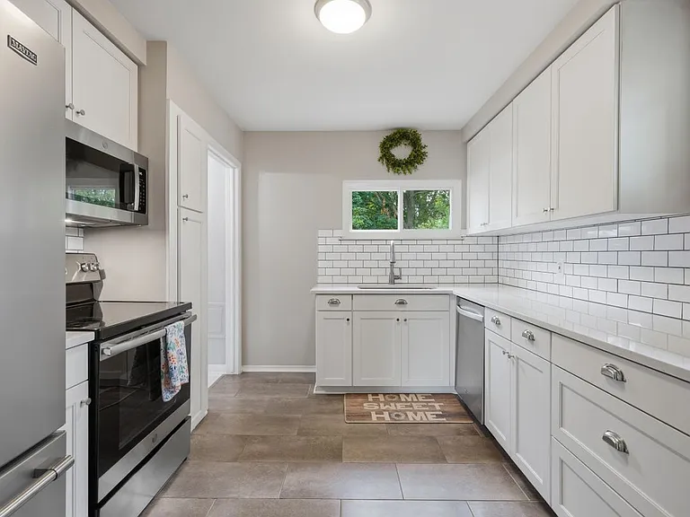1132 Hickory Ave — Photo 11