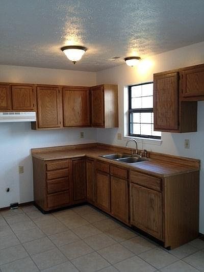 2nd image of 3044 N Shellbark Dr