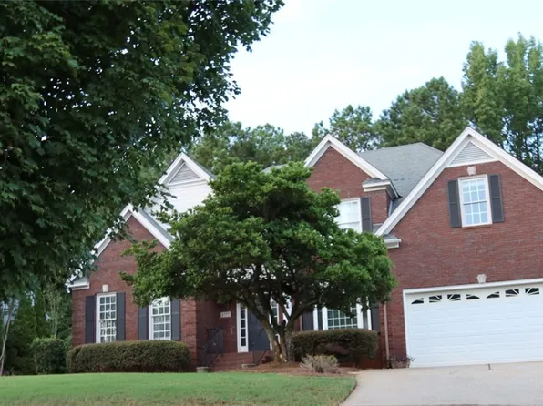 1777 Woodley Rd, Auburn, AL 36830