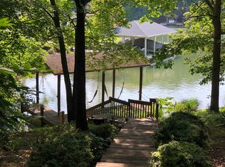 117 Clipper Cir, Moneta, VA 24121