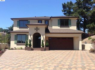 4145 Dingley St, Oakland, CA 94605