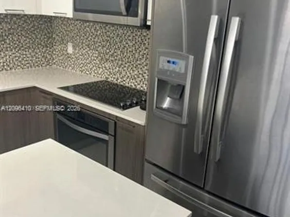 5300 Paseo Blvd, Miami, FL