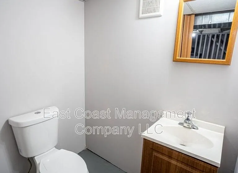 4231 Berger Ave — Photo 22