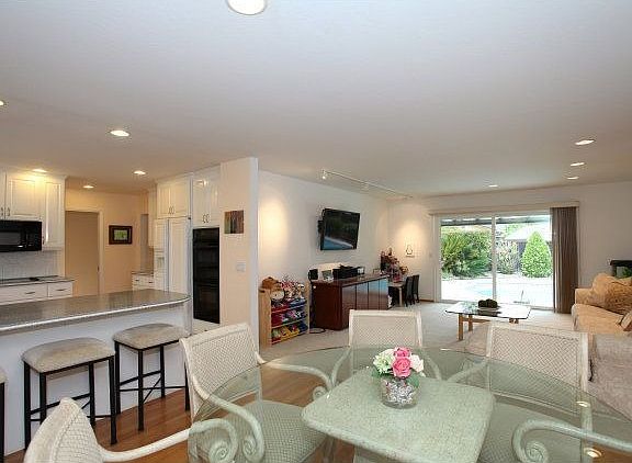 4th image of 12713 Miller Ave