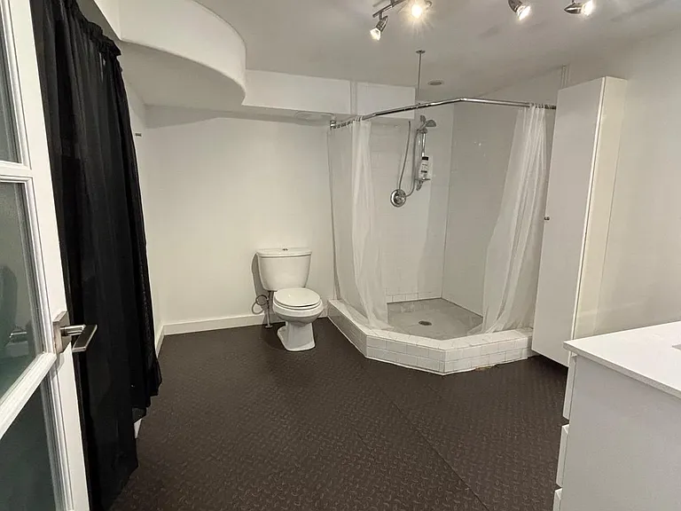73 Farmbrook Rd #BASEMENT — Photo 19