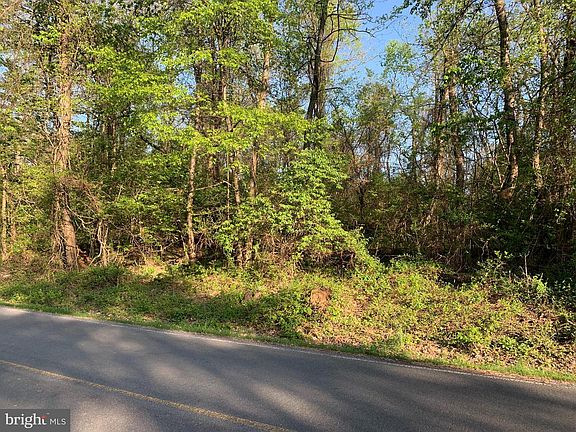 5th image of 118 & 122 Richland Rd