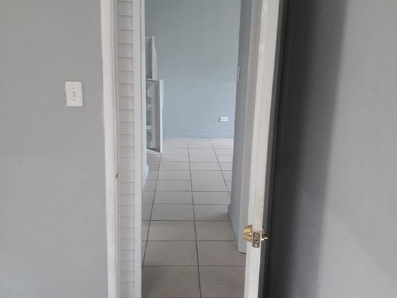 5th image of 2324 NW 15th Ct