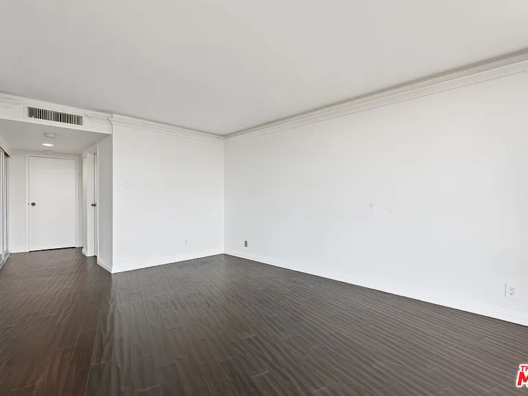 4316 Marina City Dr #531 — Photo 11