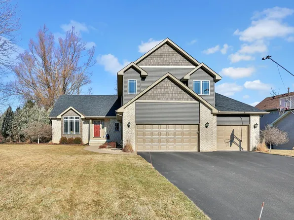 2427 Nebraska Ave E, Maplewood, MN 55119
