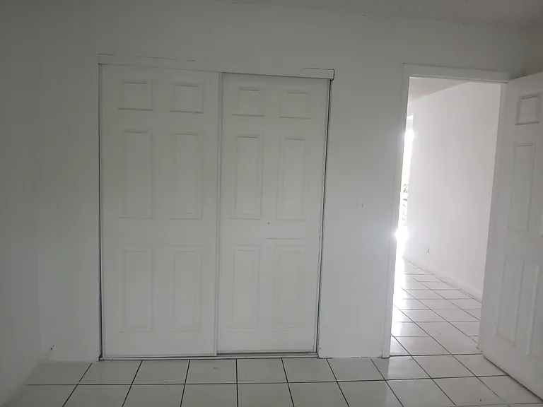 Beedroom #1