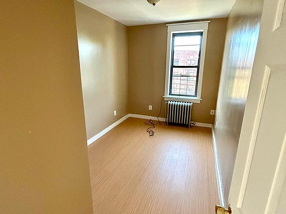 5th image of 22-88 Mott Ave #3A