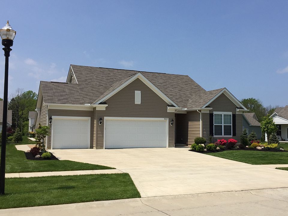 1st image of 8012 Parkcroft Dr