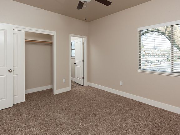 4th image of 1217 W Sacramento Ave #207