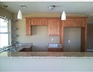 2nd image of 4915 Congress Dr