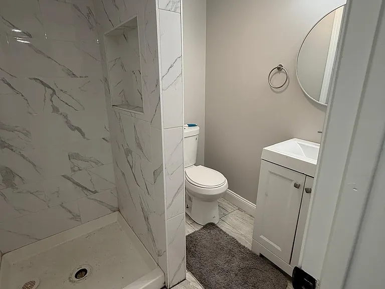 552 Central Ave — Photo 3