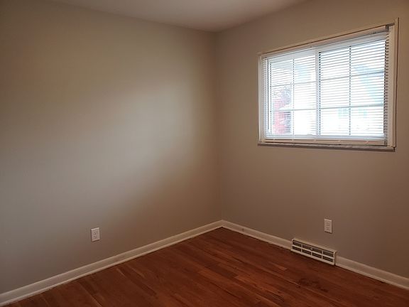 5th image of 4618 Belfast Dr