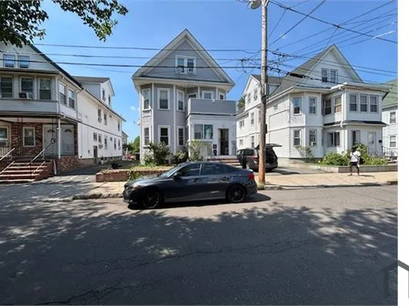 14 Andrew St, Everett, MA 02149