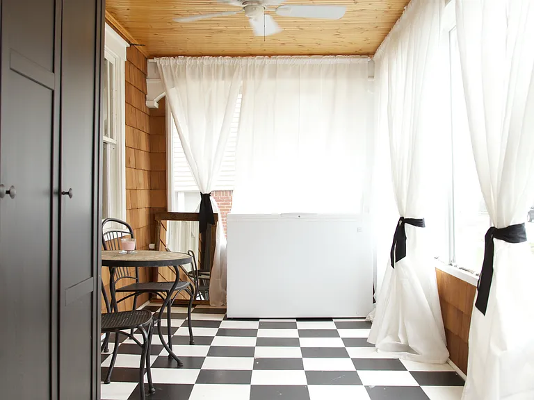 210 N Lafayette Ave — Photo 13