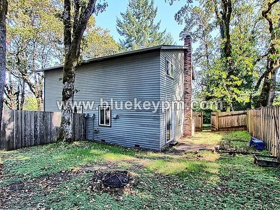 2nd image of 1350 Parrish St
